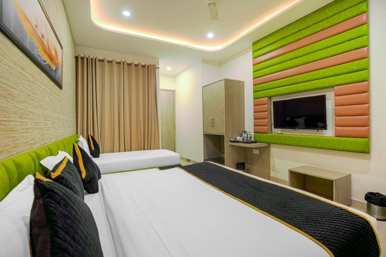 Hotel Golden Stay Amritsar Dış mekan fotoğraf